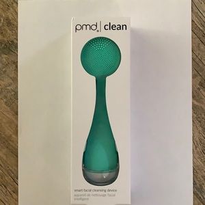 PMD clean cleansing device